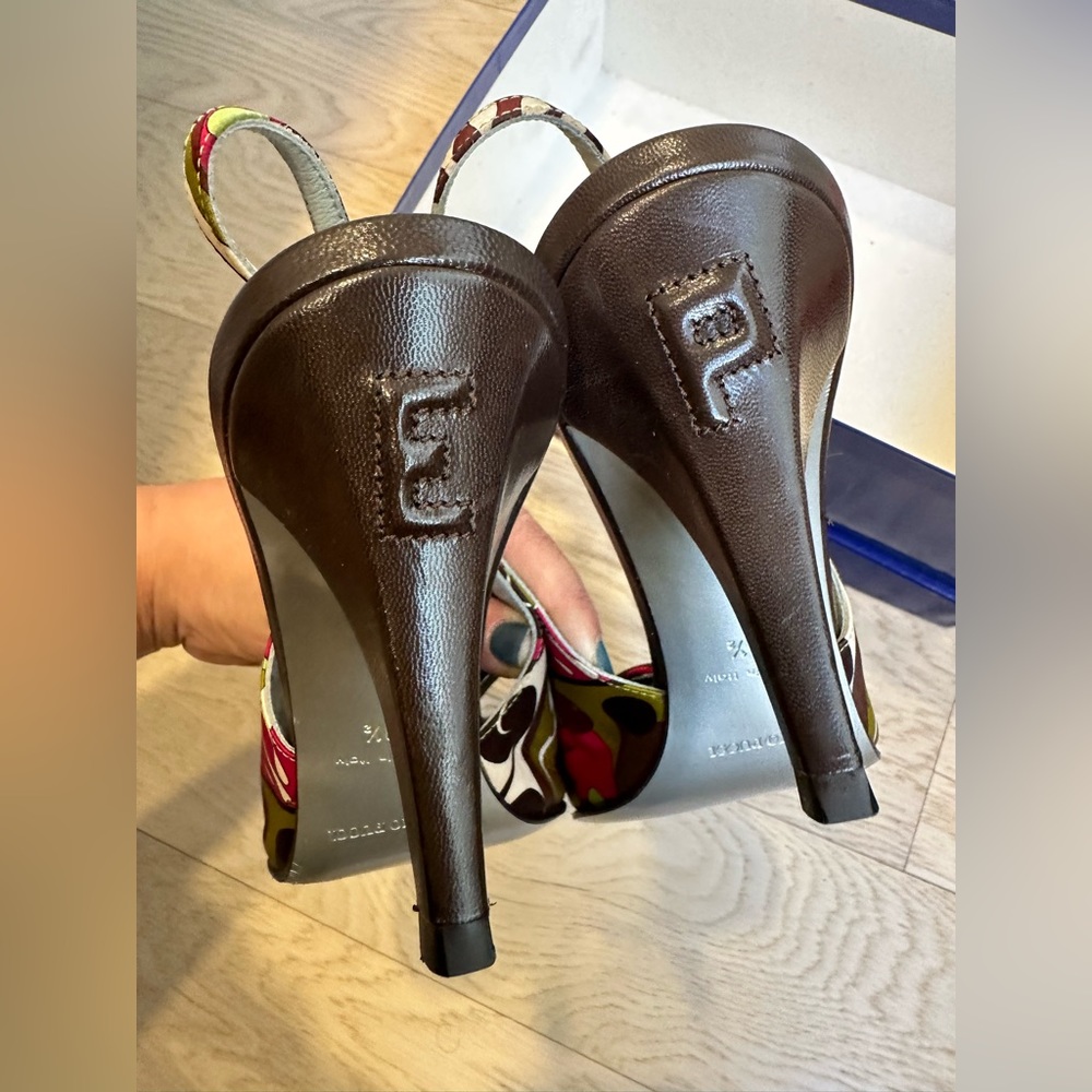 Authentic multicolor Emilio Pucci Slingback heels with cutout detailing! - Picture 7 of 7